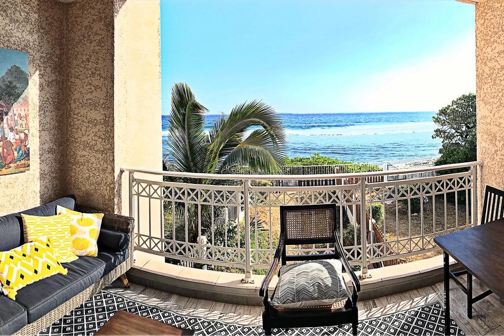 Le Petrel Blanc - Appartement Sur La Plage De La Souris Blanche Trois Bassins Exterior photo