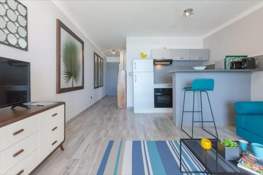 Le Petrel Blanc - Appartement Sur La Plage De La Souris Blanche Trois Bassins Exterior photo