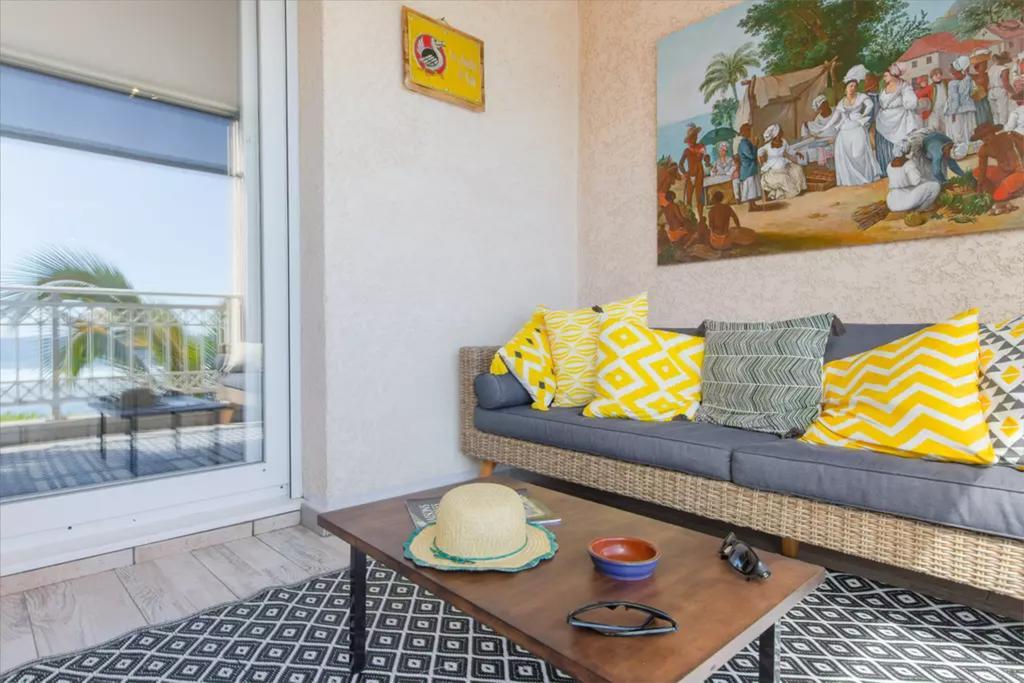 Le Petrel Blanc - Appartement Sur La Plage De La Souris Blanche Trois Bassins Exterior photo